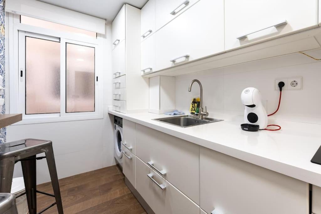 Lejlighed Super Flat With Terrace And Free Parking Málaga