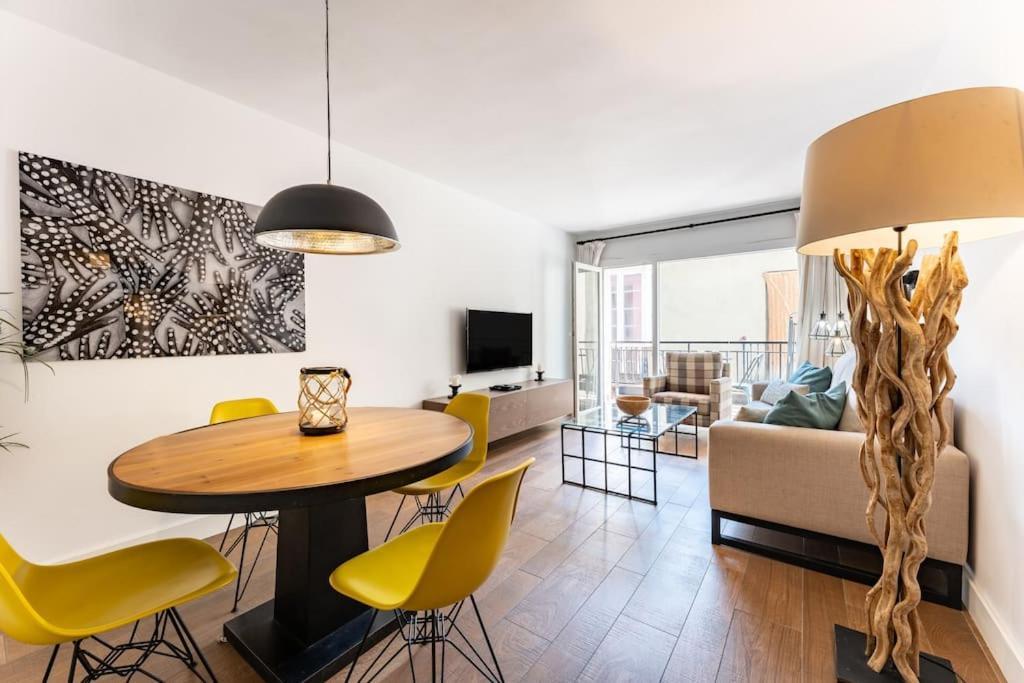 Super Flat With Terrace And Free Parking Lejlighed *